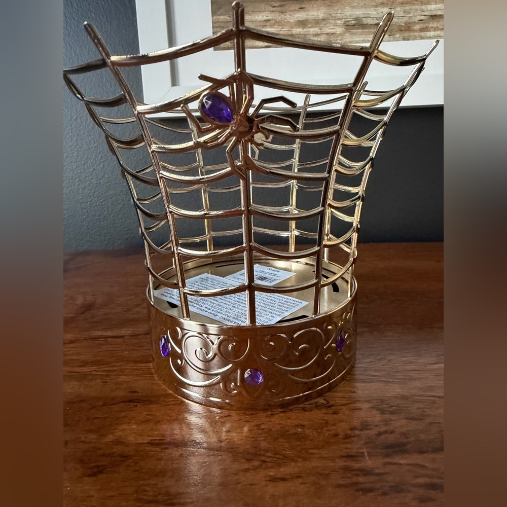 Yankee Candle Halloween Gold Spider Web Candle Holder with Purple Gem Accents